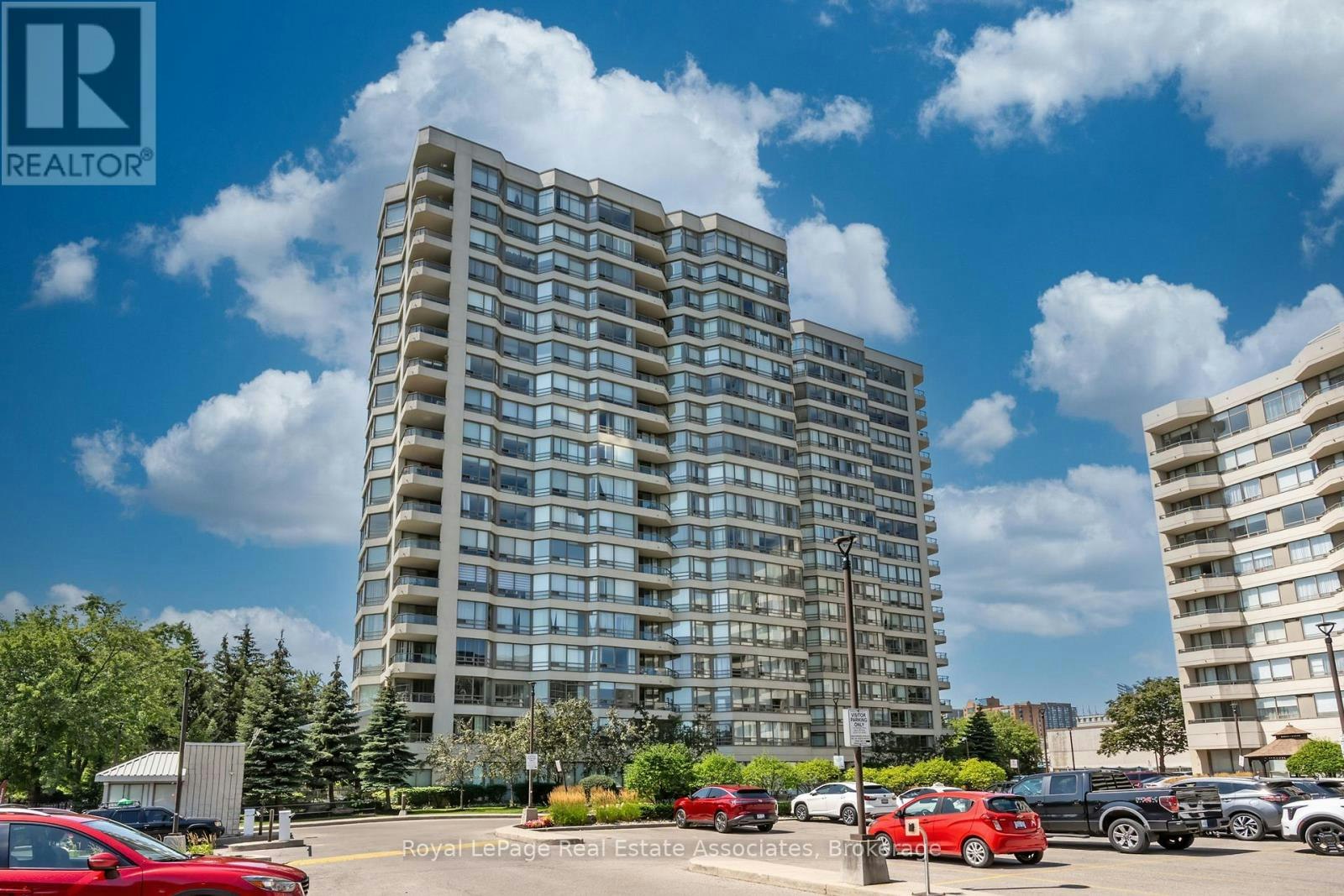1611-75 King Street E, Mississauga, ON, L5A 4G5