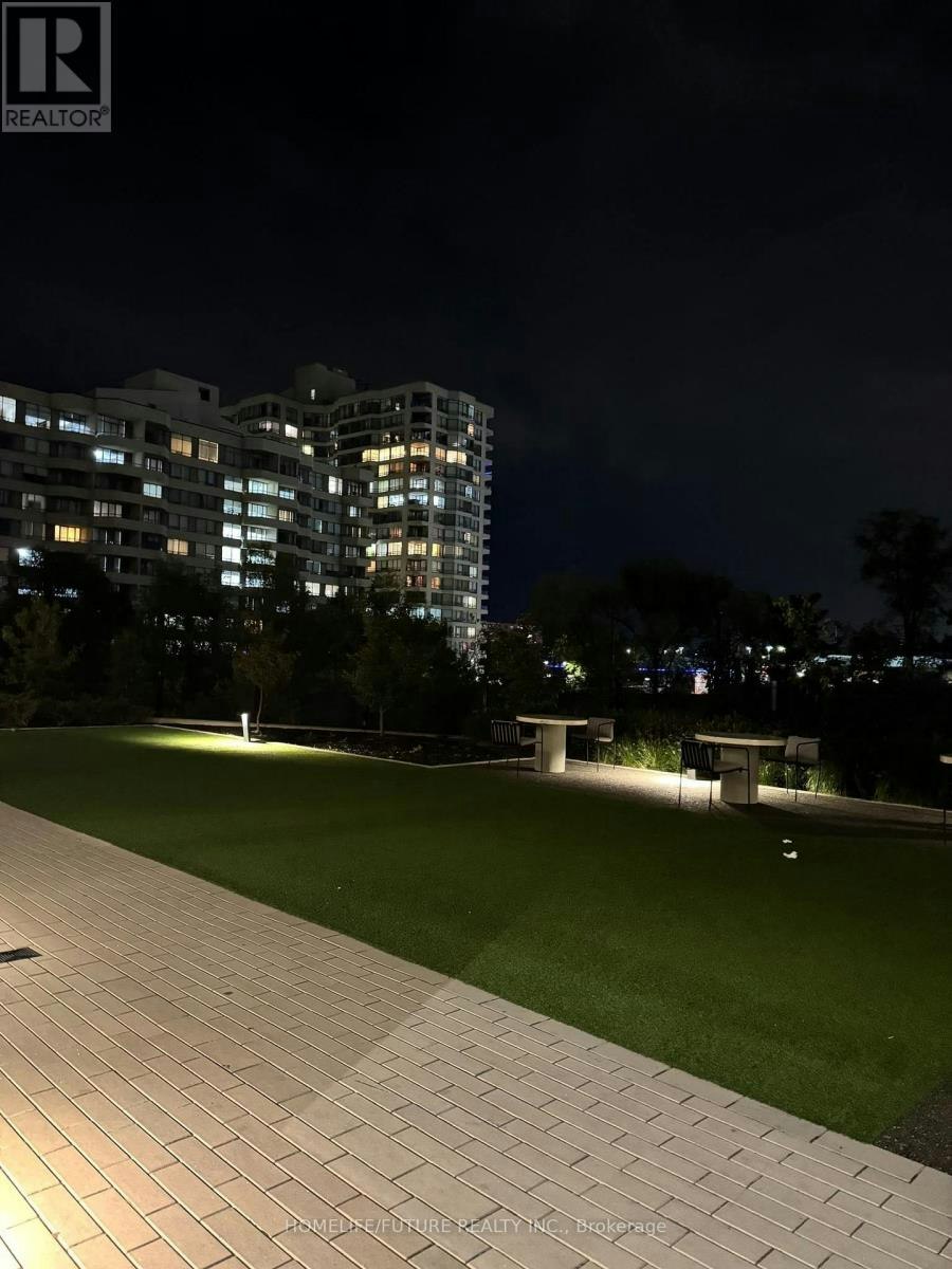 1221-86 Dundas Street, Mississauga, ON, L5A 0B1 - 27