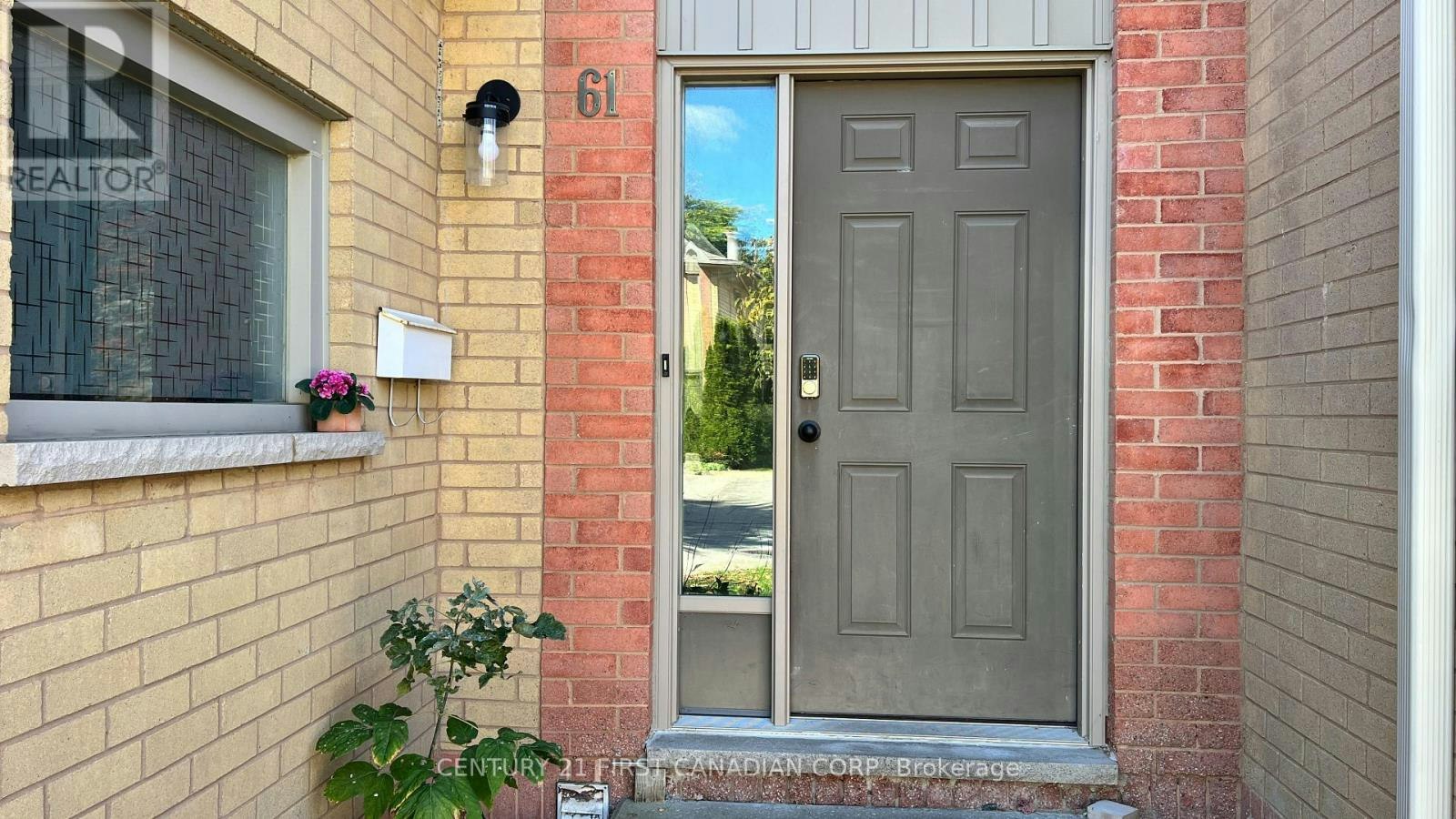 61-1199 Hamilton Road, London, ON, N5W 5Z9 2