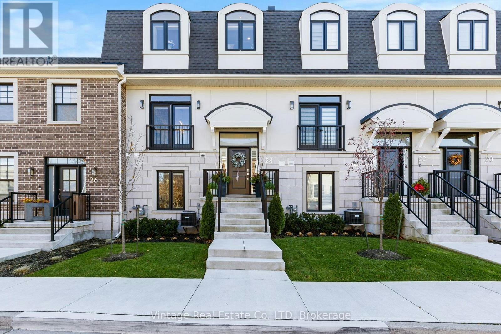 24 Willow Bank Common, St. Catharines, ON, L2S 4C8