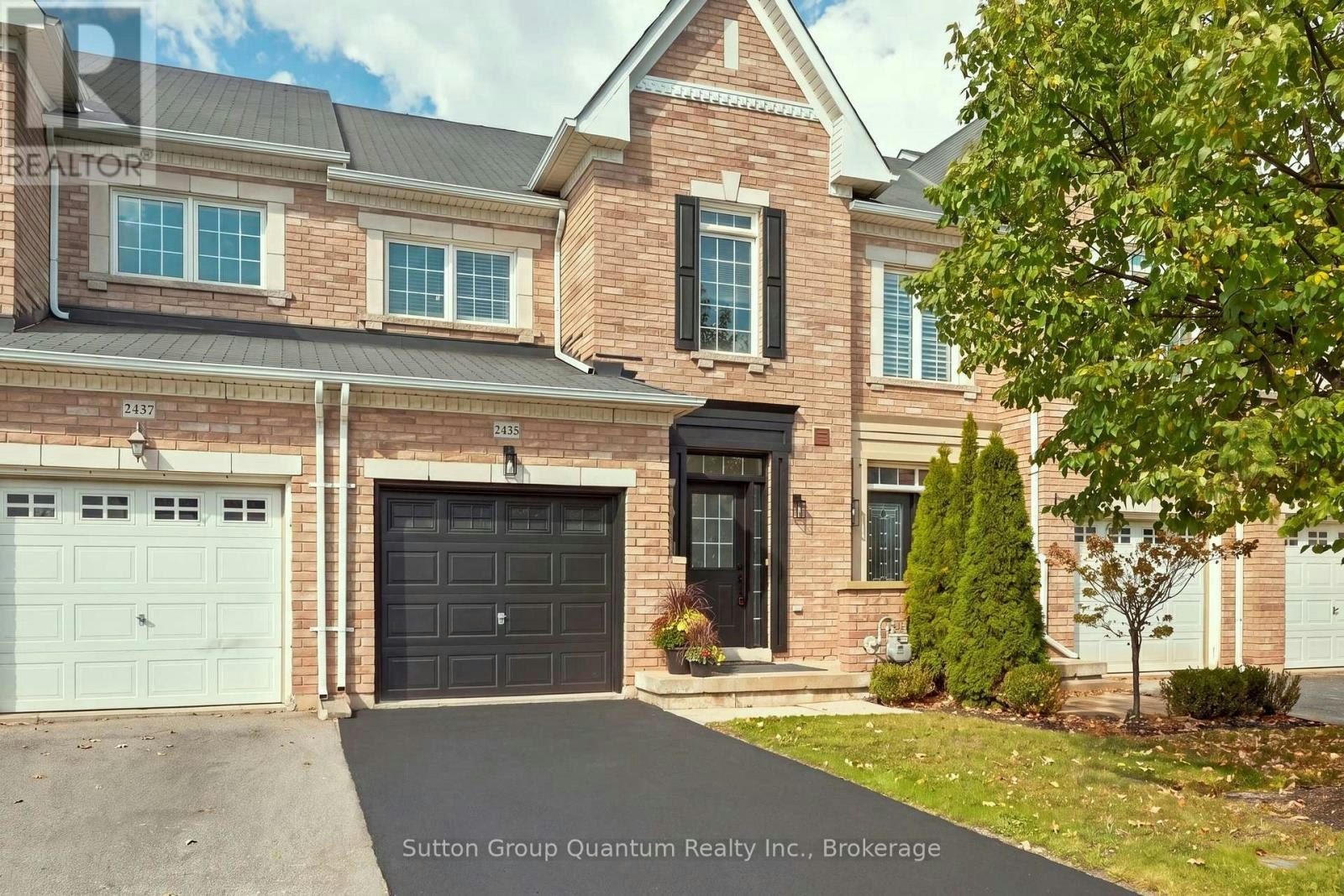2435 Montagne Avenue, Oakville, ON, L6M 0J4