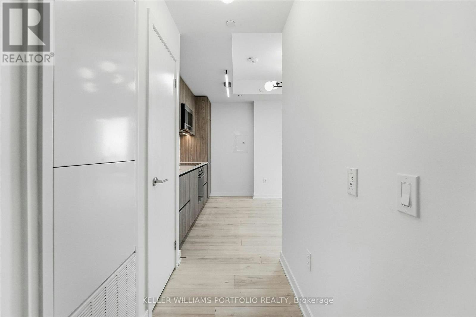 3412-110 Broadway Avenue, Toronto, ON, M4P 1V7 - 12