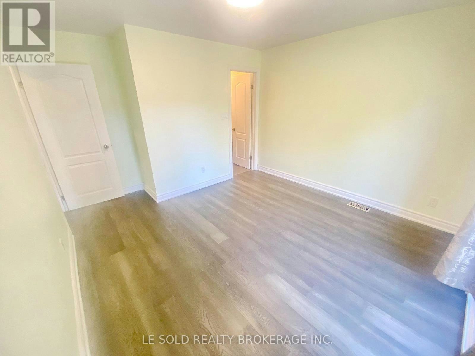 UPPER-2 Chipwood Crescent, Toronto, ON, M2J 3X7 - 15