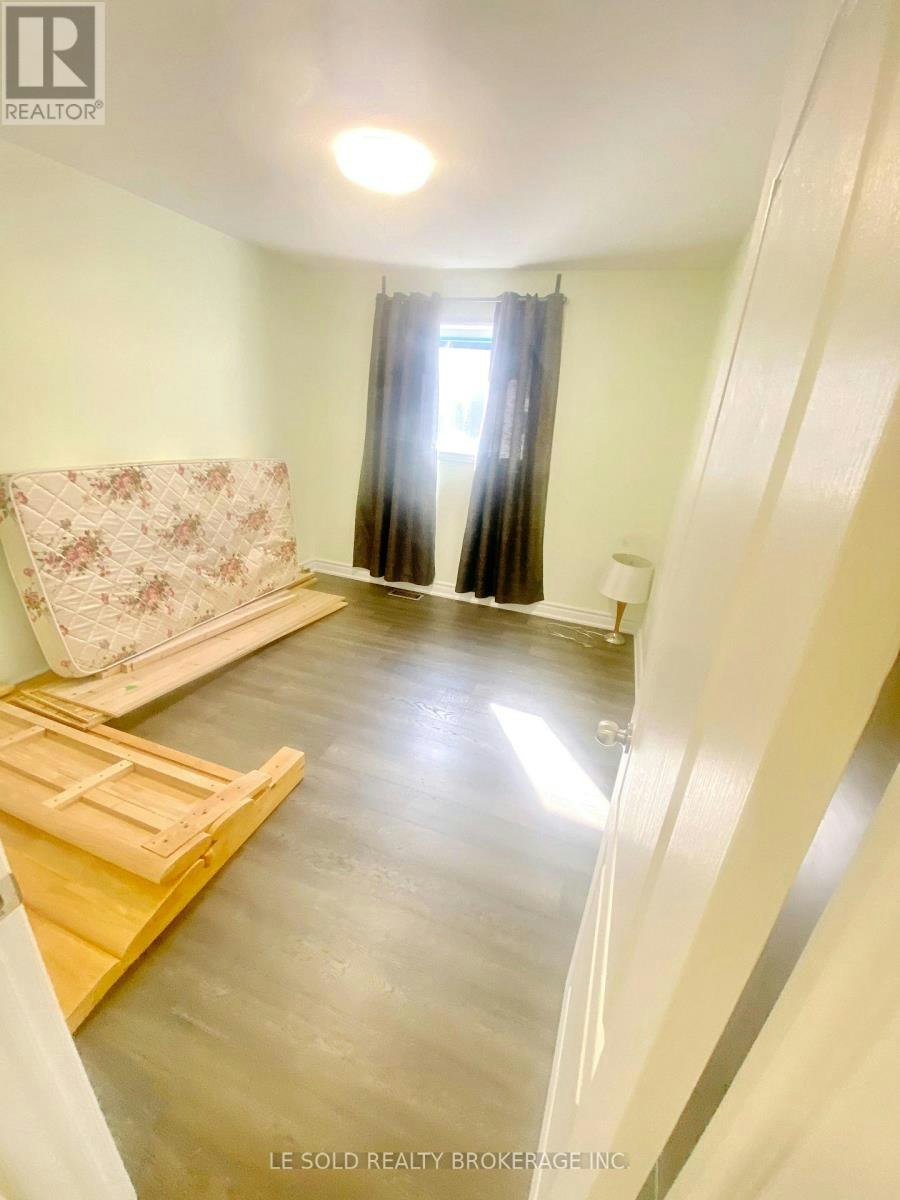 UPPER-2 Chipwood Crescent, Toronto, ON, M2J 3X7 - 11