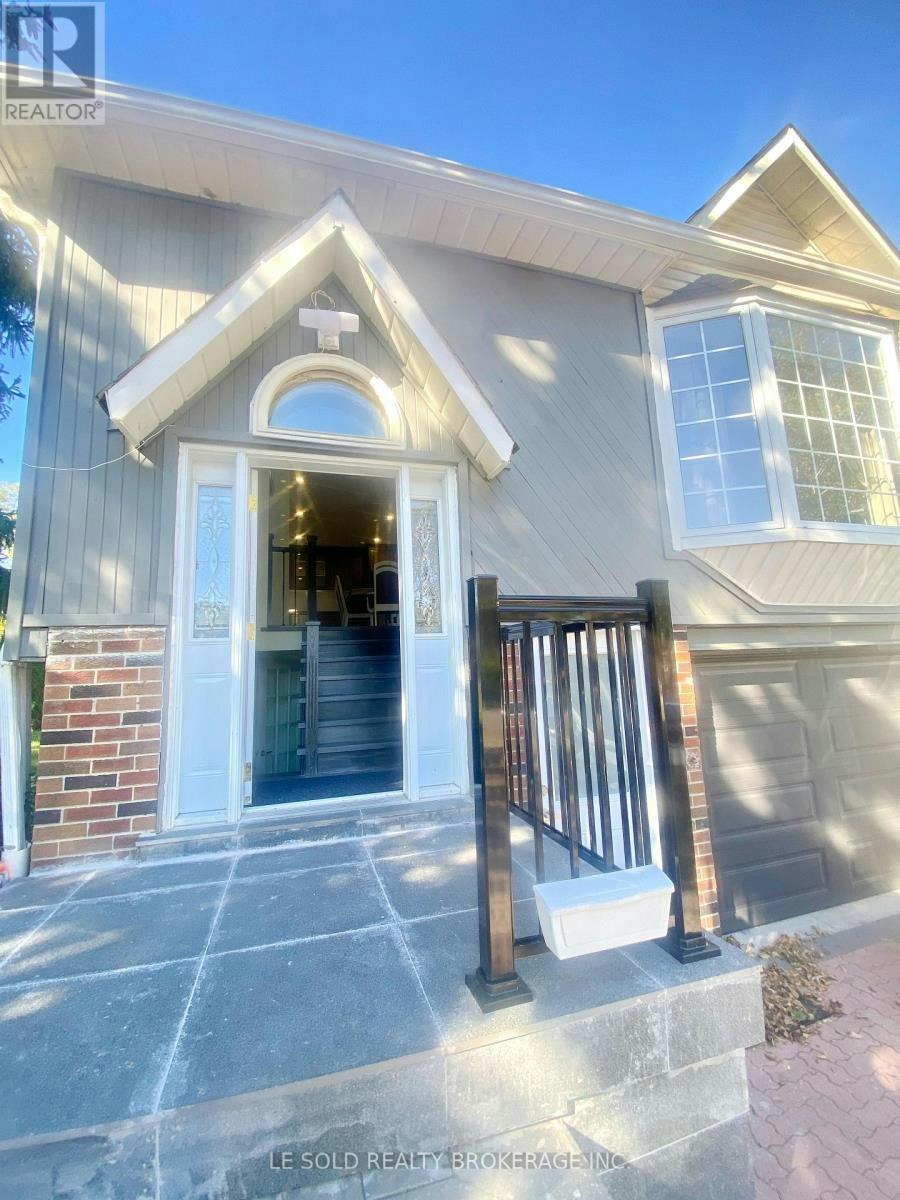 UPPER-2 Chipwood Crescent, Toronto, ON, M2J 3X7 - 2