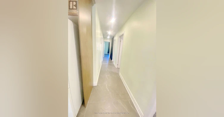 UPPER-2 Chipwood Crescent, Toronto, ON, M2J 3X7 - 8