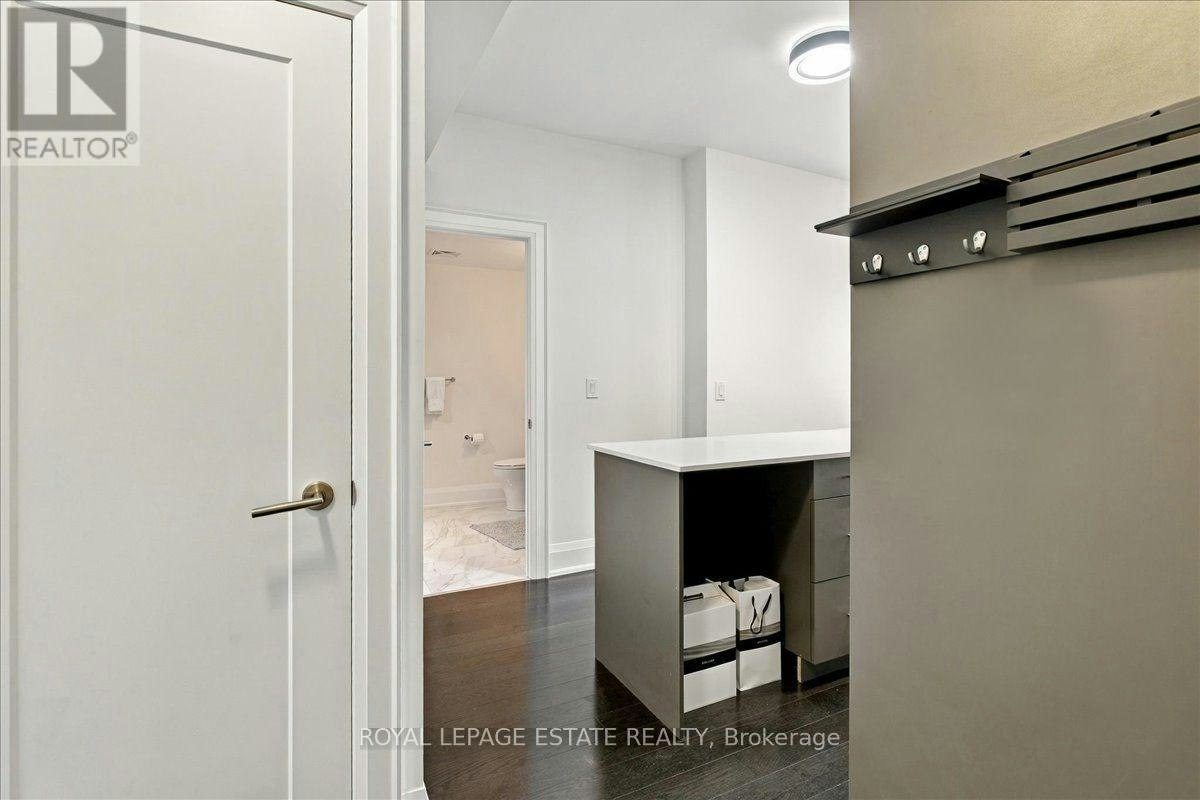 1201-88 Cumberland Street, Toronto, ON, M5R 0C8 - 4