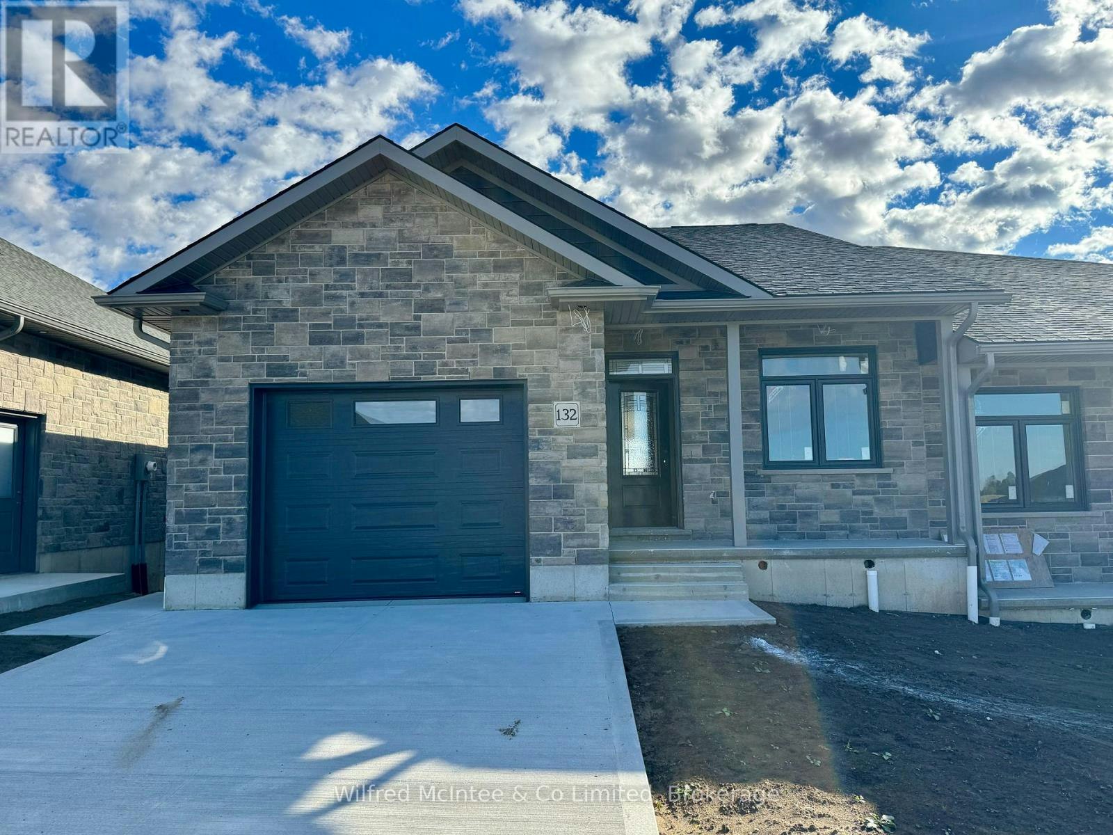 132 Devinwood Avenue, Brockton, ON, N0G 2V0