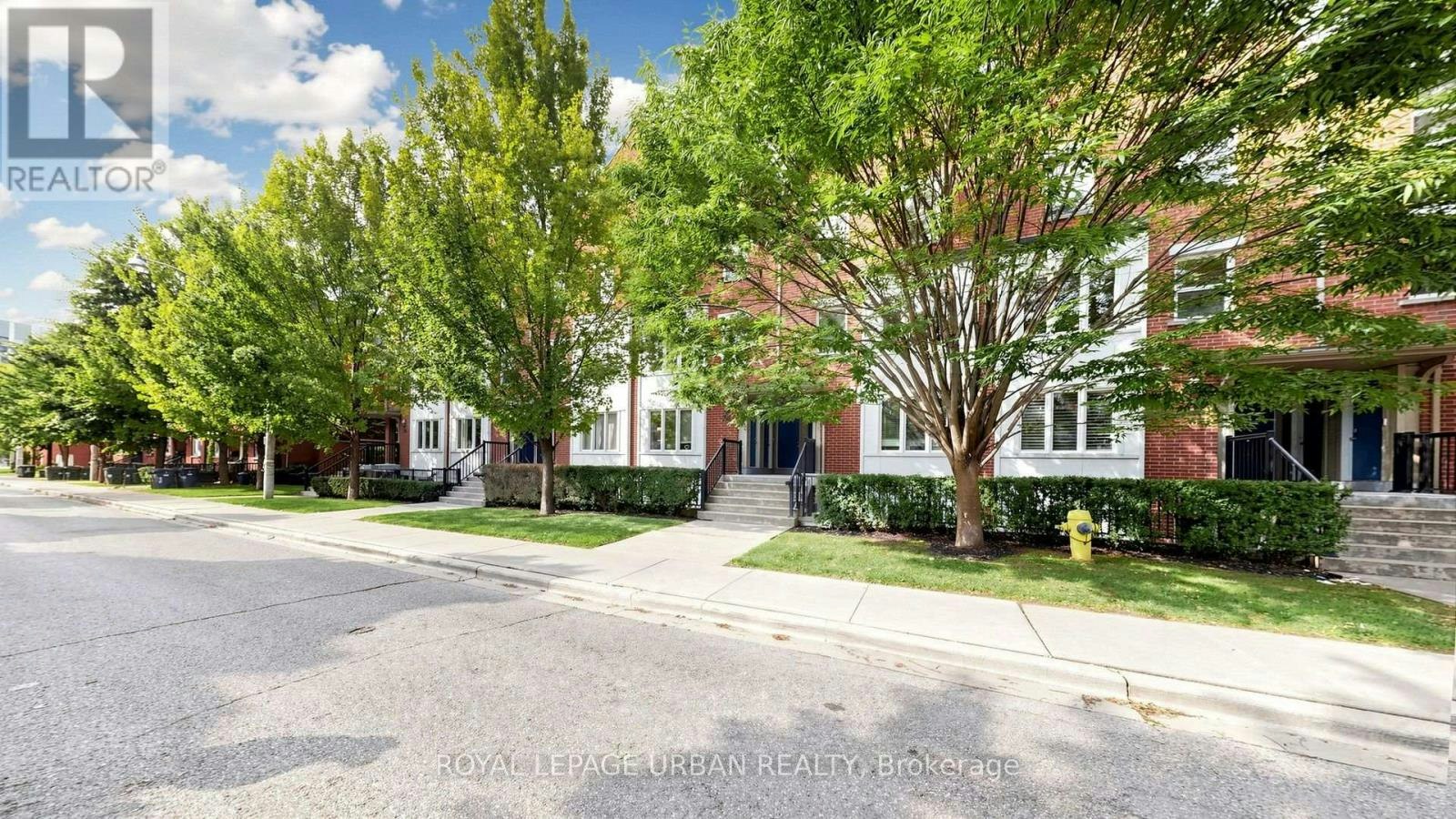 2-76 Munro Street, Toronto, ON, M4M 2S9