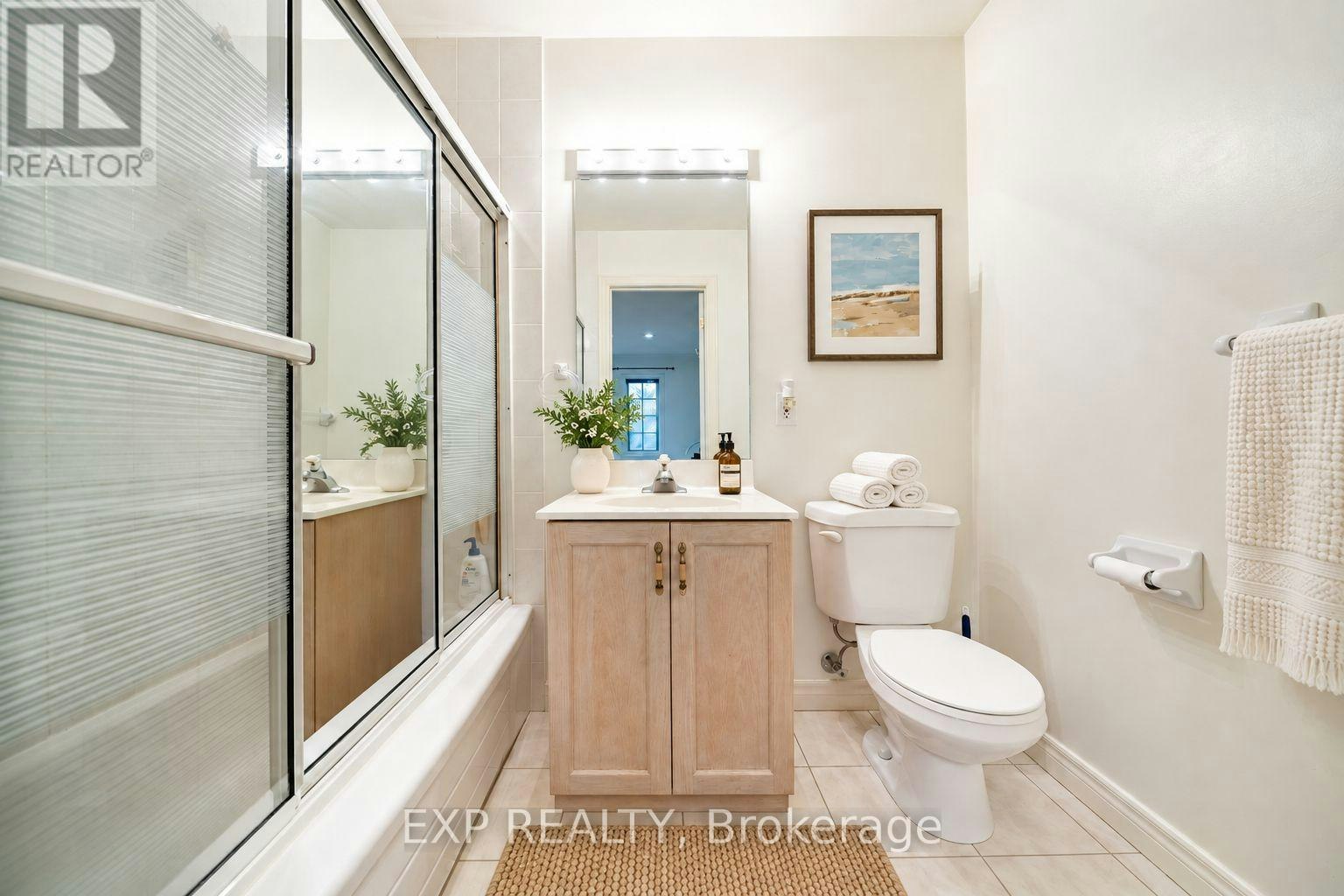 2 Shallmar Gardens, Richmond Hill, ON, L4B 3G4 - 31