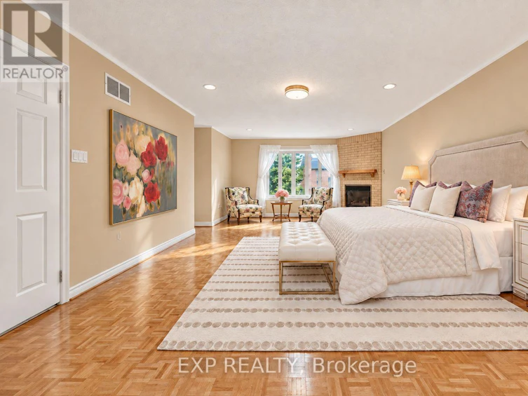 2 Shallmar Gardens, Richmond Hill, ON, L4B 3G4 - 22