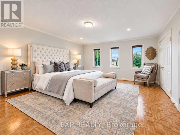 2 Shallmar Gardens, Richmond Hill, ON, L4B 3G4 - 29