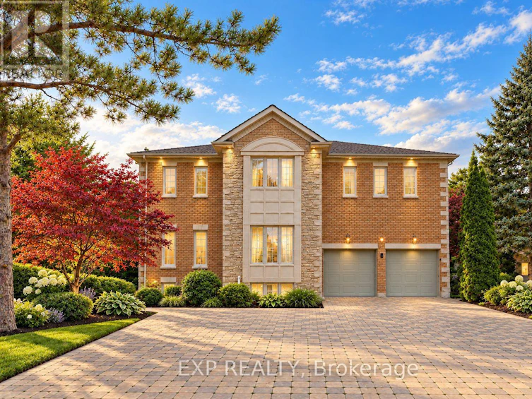 2 Shallmar Gardens, Richmond Hill, ON, L4B 3G4 - 2