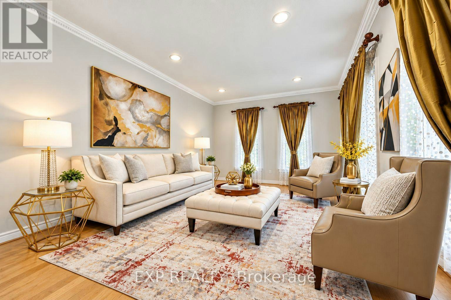 2 Shallmar Gardens, Richmond Hill, ON, L4B 3G4 - 7