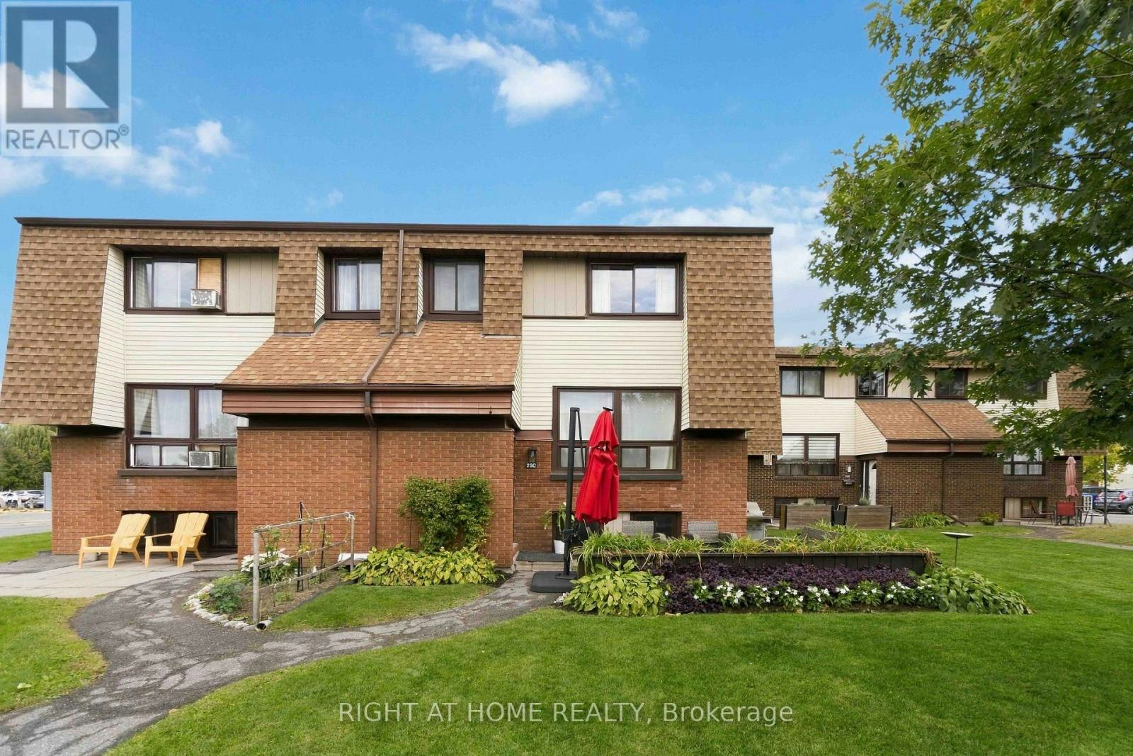 C-23 Woodvale, Ottawa, ON, K2G 4H3