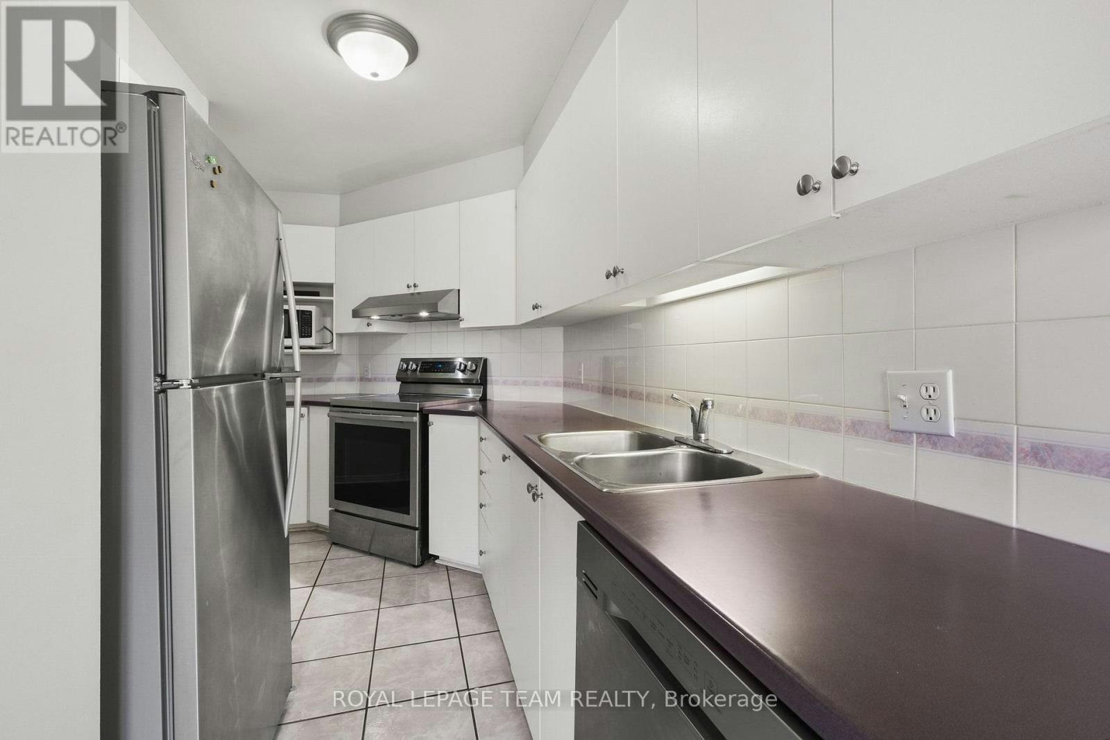 1665 Locksley Lane, Ottawa, ON, K1J 1B6 - 10