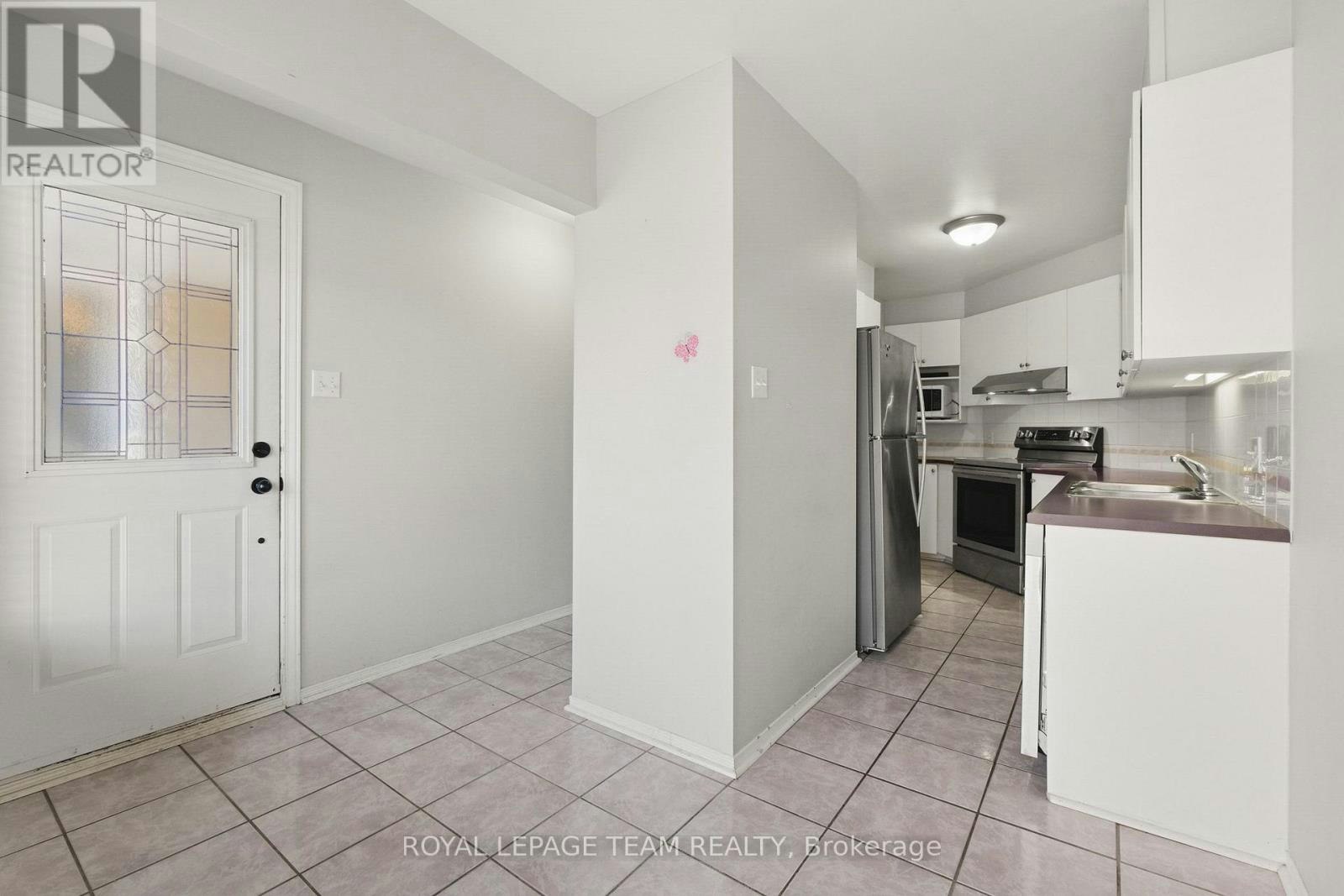1665 Locksley Lane, Ottawa, ON, K1J 1B6 - 9
