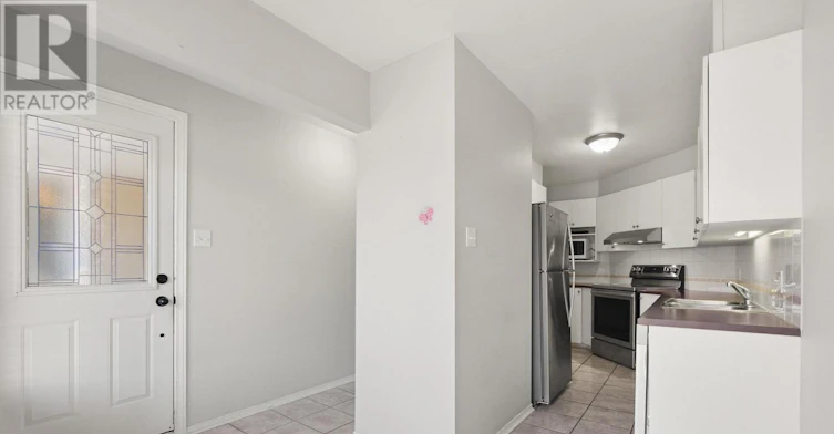 1665 Locksley Lane, Ottawa, ON, K1J 1B6 - 9