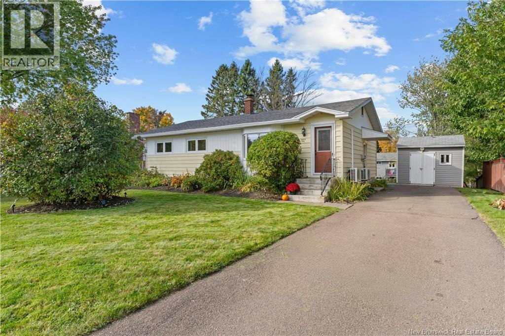 35 Lindsay Street, Riverview, NB, E1B 2Z9