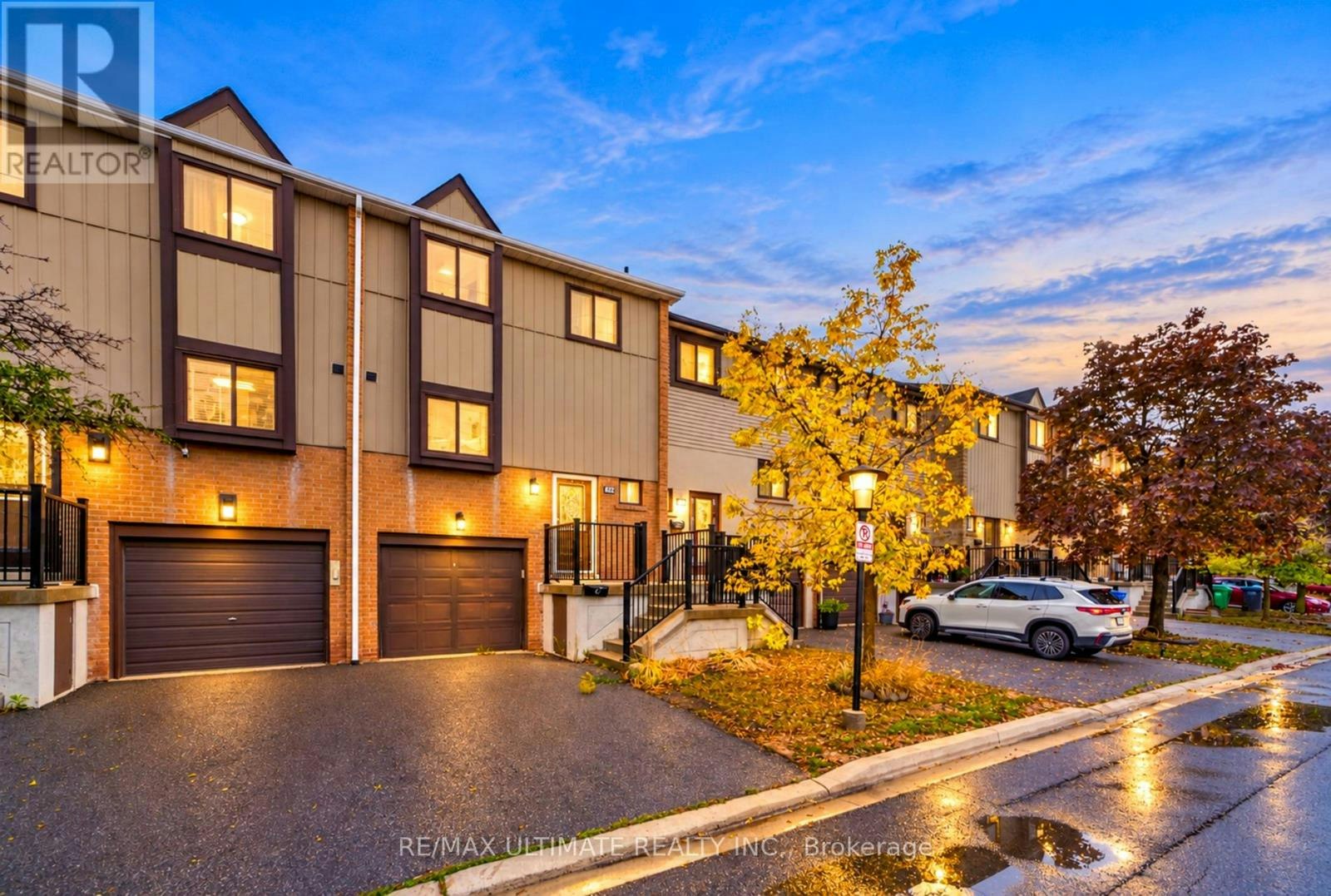 122 Moregate Crescent, Brampton, ON, L6S 3K9