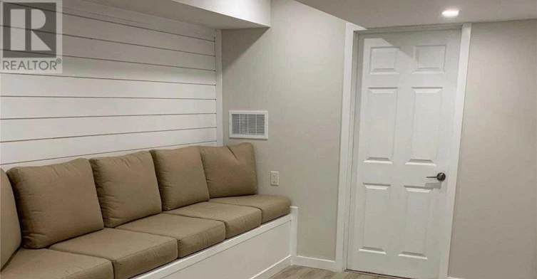 529 Runnymede Road, Toronto, ON, M6S 2Z8 - 5