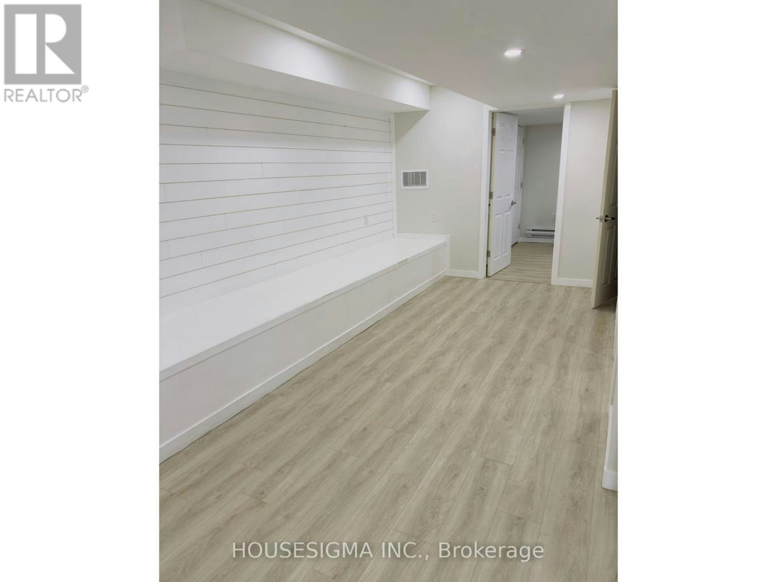 529 Runnymede Road, Toronto, ON, M6S 2Z8 - 11