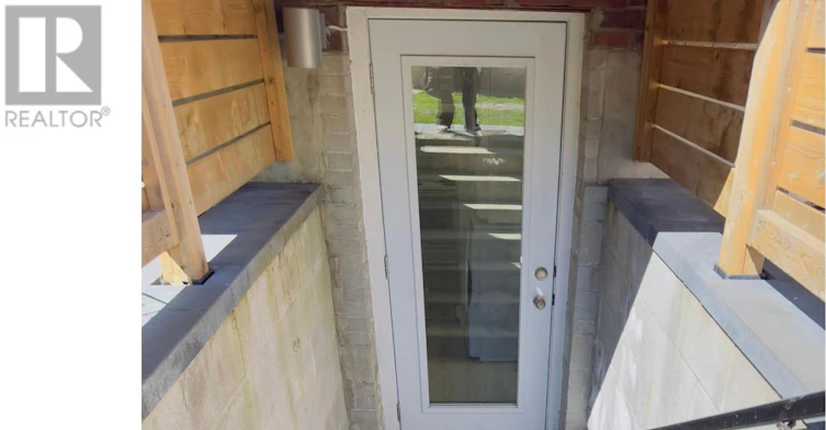 529 Runnymede Road, Toronto, ON, M6S 2Z8 - 2
