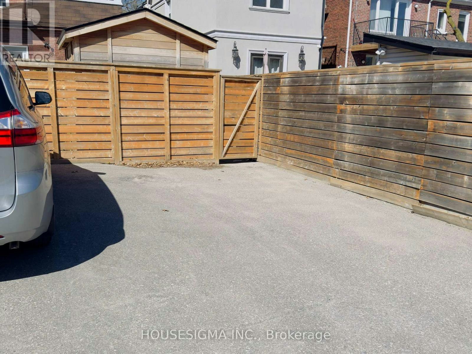529 Runnymede Road, Toronto, ON, M6S 2Z8 - 12