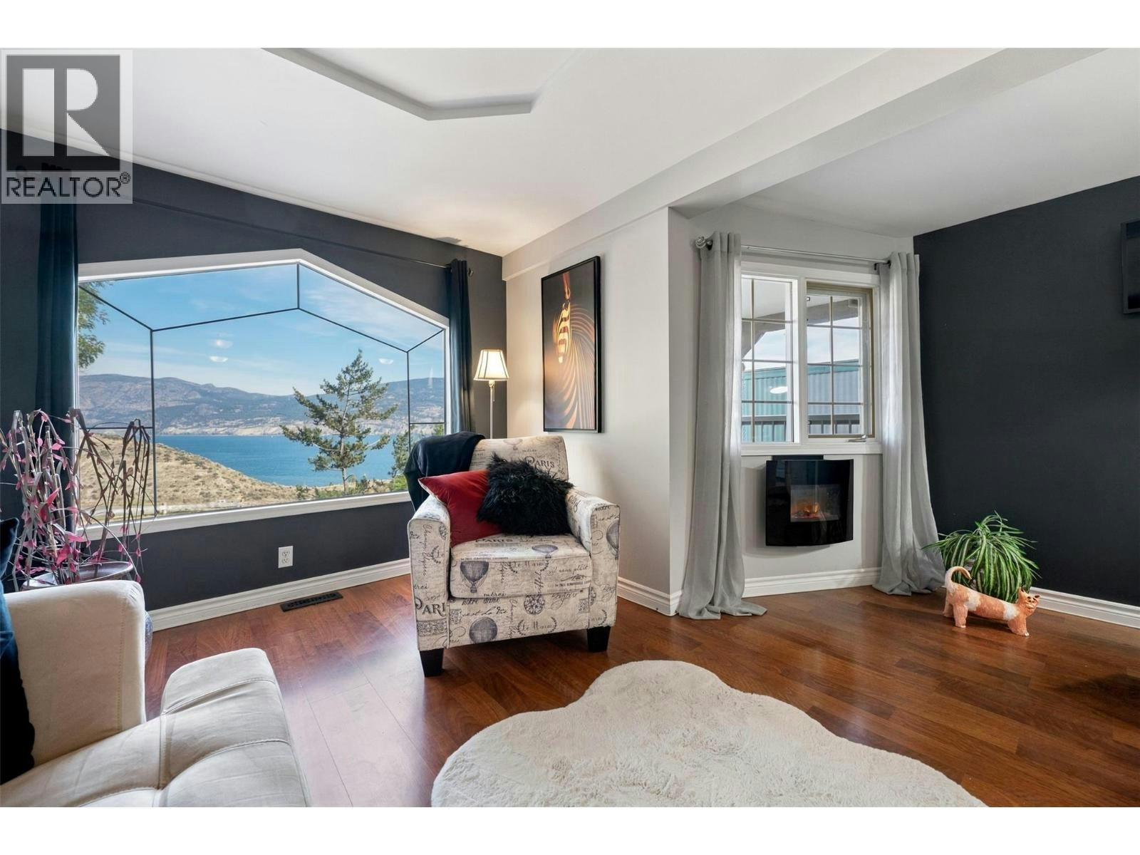 4-11619 Walters Road, Summerland, BC, V0H 1Z4