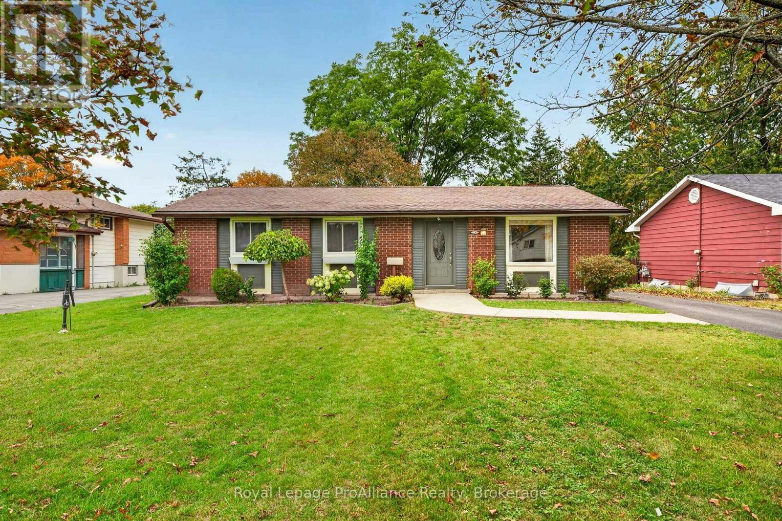26 Lexington Crescent, Belleville, ON, K8P 4L1