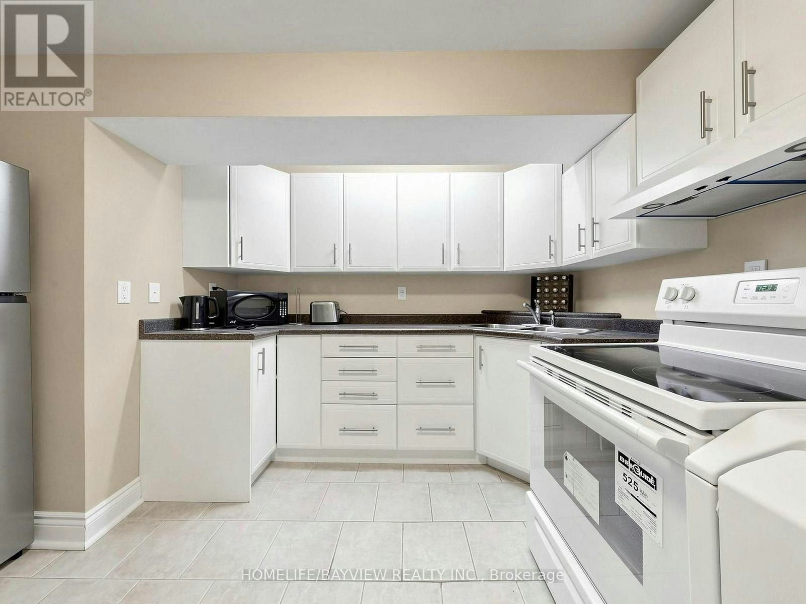 39 Shenstone(basement Road, Toronto, ON, M2R 3B3 - 24
