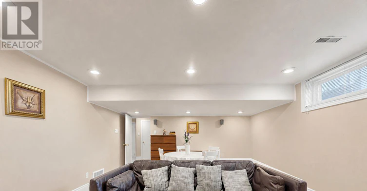 39 Shenstone(basement Road, Toronto, ON, M2R 3B3 - 13