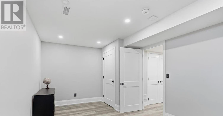 5723 Keldrew Avenue, Mississauga, ON, L5M 7B9 - 43