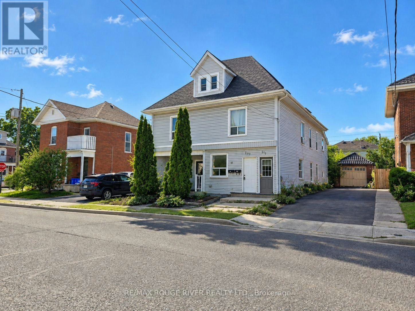 207 Stewart Street, Peterborough, ON, K9J 3M6