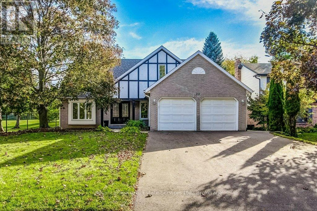 22 Daffodil Crescent, Hamilton, ON, L9K 1C8