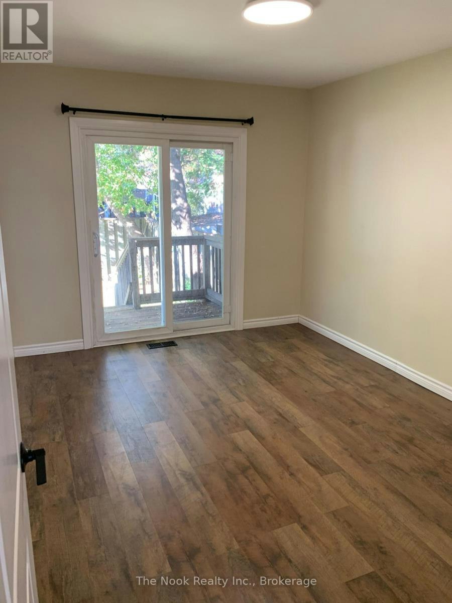 UPPER-210 Dovedale Drive, Whitby, ON, L1N 1Z6 - 8