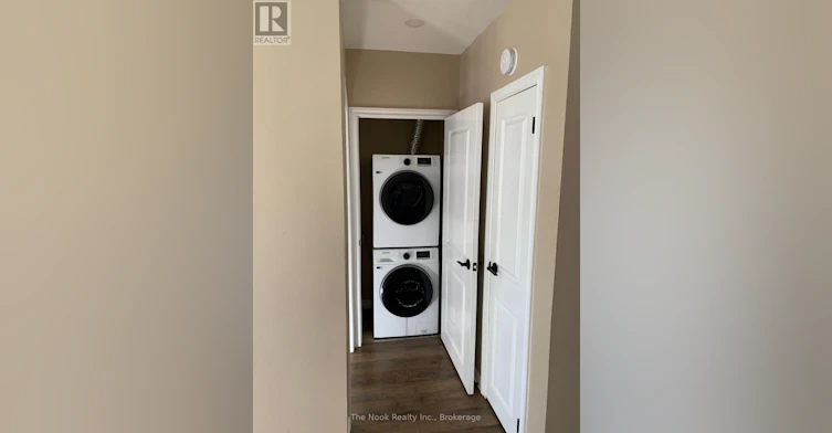 UPPER-210 Dovedale Drive, Whitby, ON, L1N 1Z6 - 5