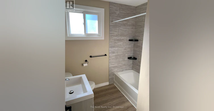 UPPER-210 Dovedale Drive, Whitby, ON, L1N 1Z6 - 7