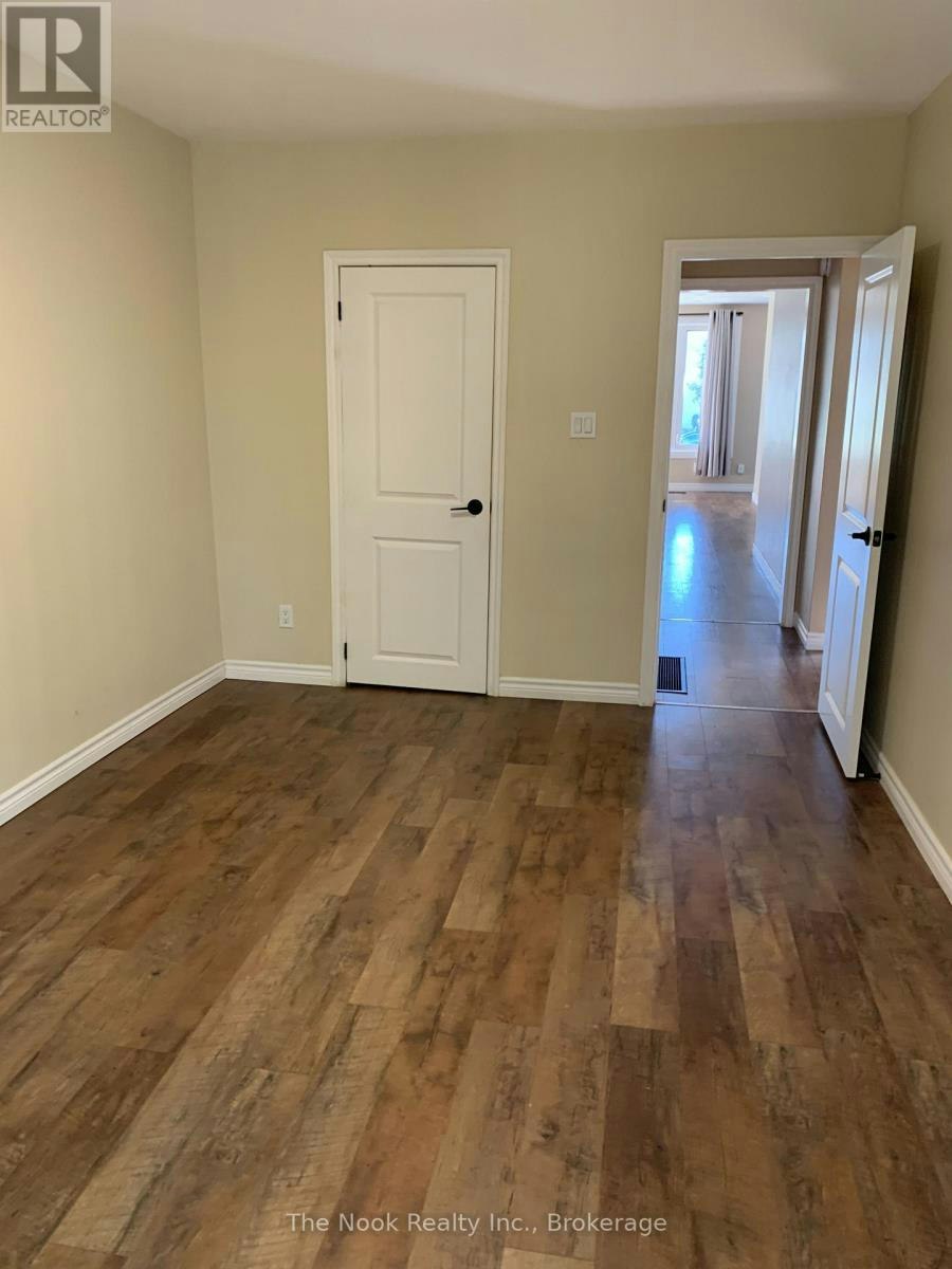 UPPER-210 Dovedale Drive, Whitby, ON, L1N 1Z6 - 9