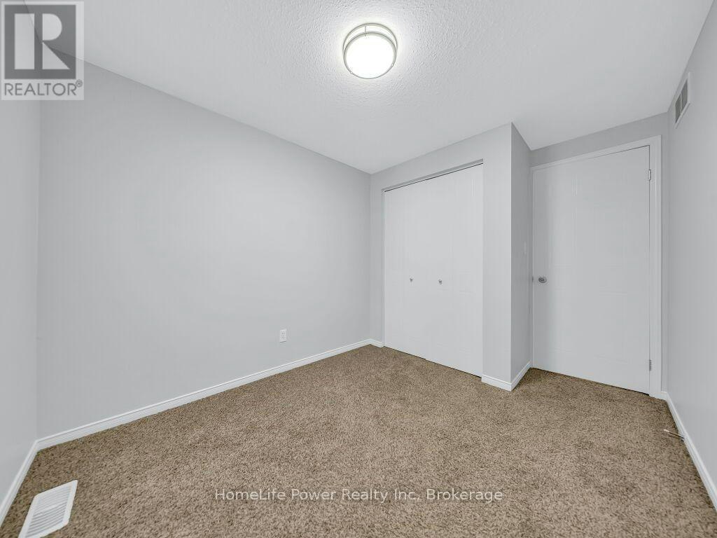 39 Reistview Street, Kitchener, ON, N2E 4H3 - 24