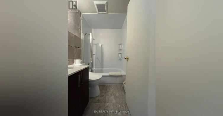 WHOLEONEBEDROOM MAIN-3 Pembroke St Street, Toronto, ON, M5A 2N6 - 3