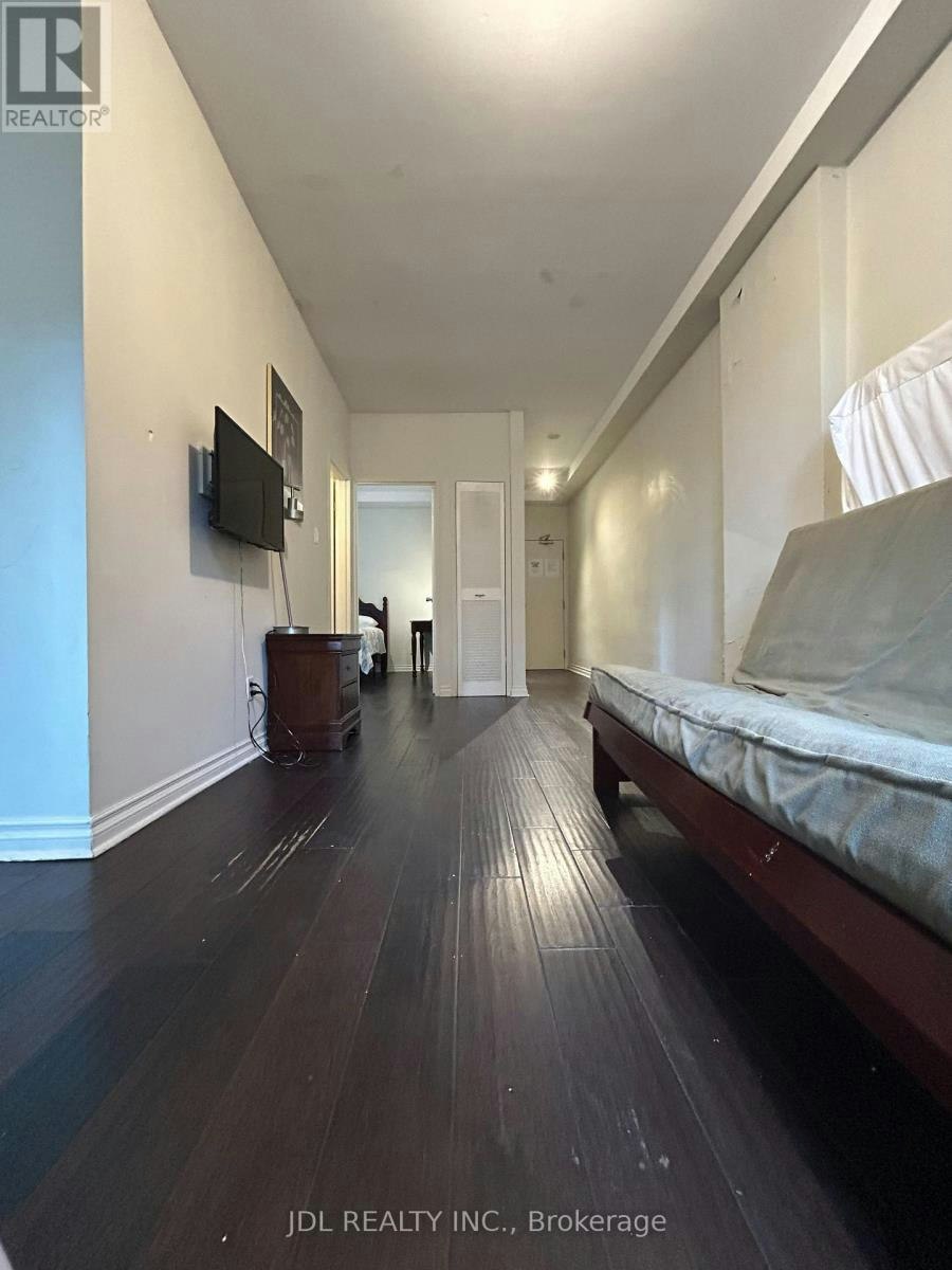 WHOLEONEBEDROOM MAIN-3 Pembroke St Street, Toronto, ON, M5A 2N6 - 4