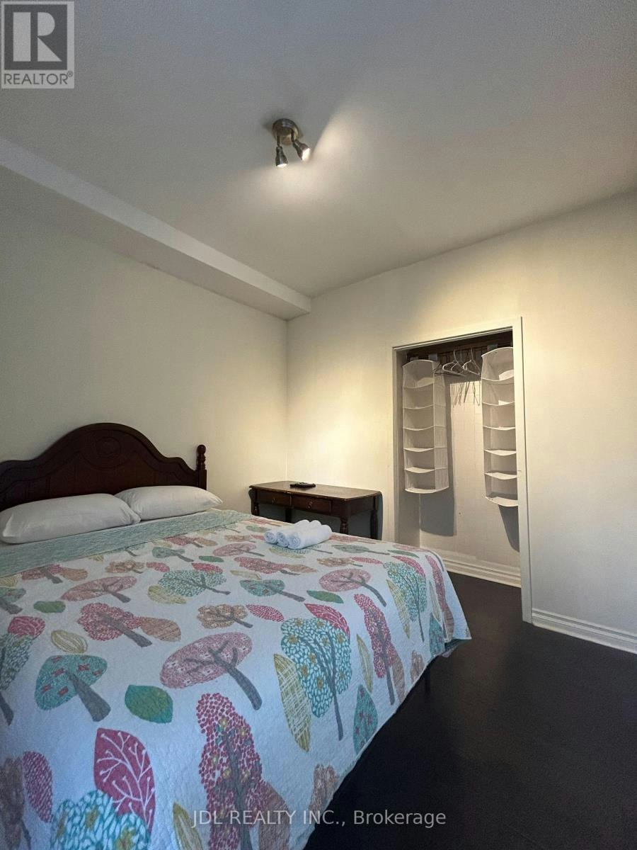 WHOLEONEBEDROOM MAIN-3 Pembroke St Street, Toronto, ON, M5A 2N6 - 10