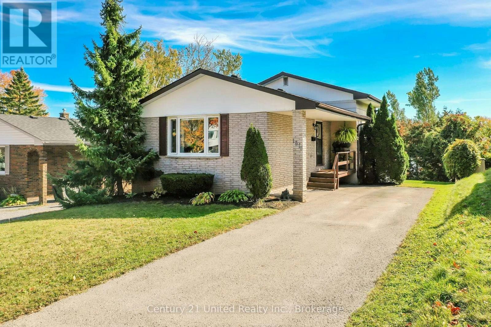 1615 Cherryhill Road, Peterborough, ON, K9K 1A9