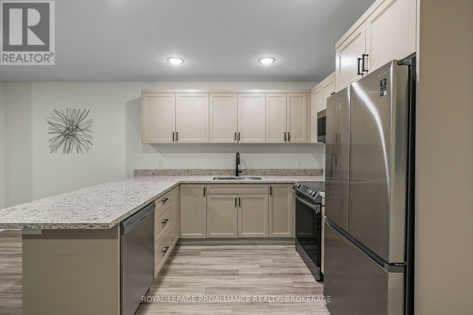 105-809 Development Drive, Kingston, ON, K7M 0J4 - 5