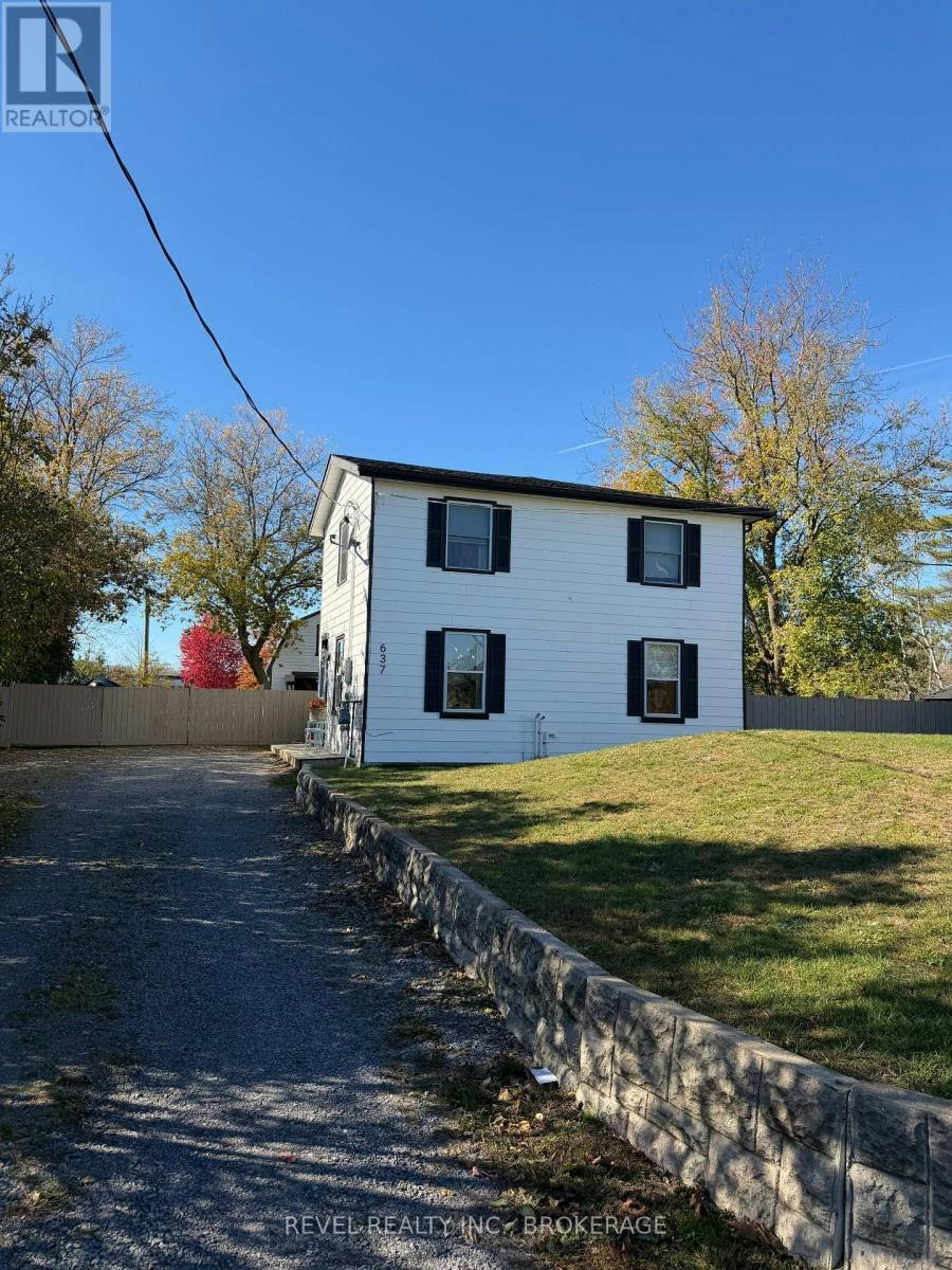 637 Collins Bay Road, Kingston, ON, K7M 5G7