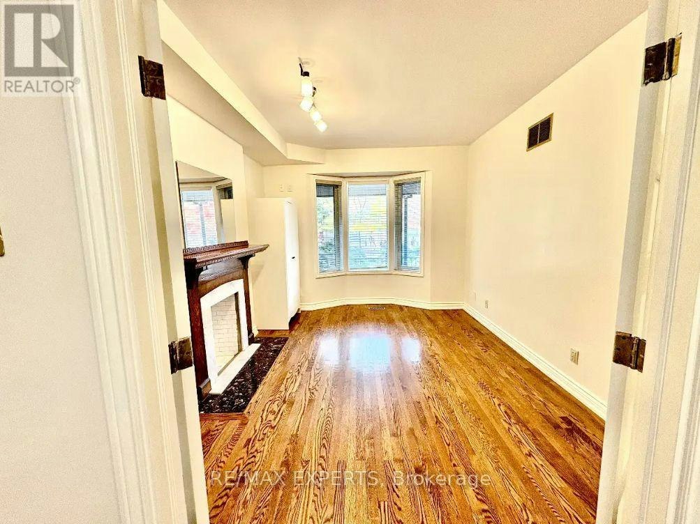MAIN-721 Carlaw Avenue, Toronto, ON, M4K 3K8 - 7