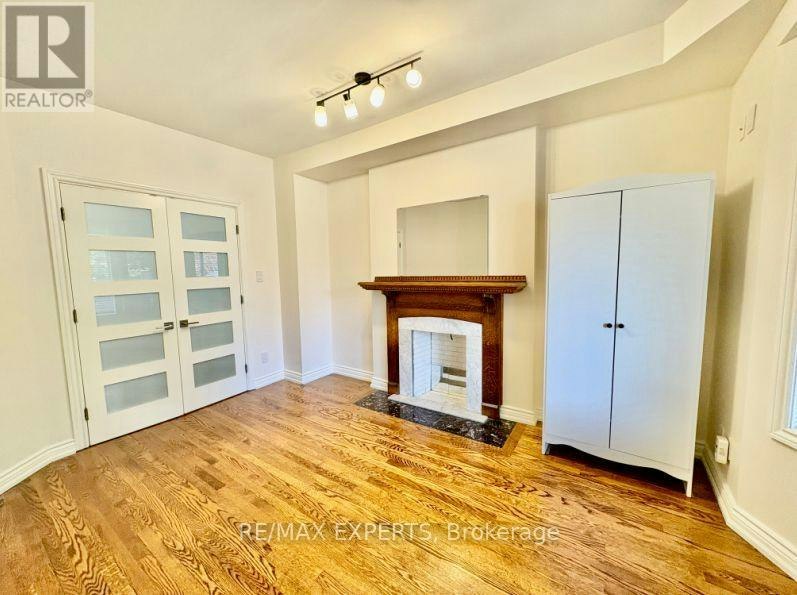 MAIN-721 Carlaw Avenue, Toronto, ON, M4K 3K8 - 9