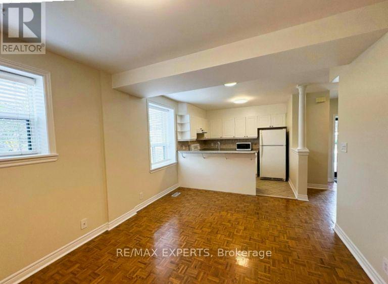 D-287 Sammon Avenue, Toronto, ON, M4J 1Z9 - 4