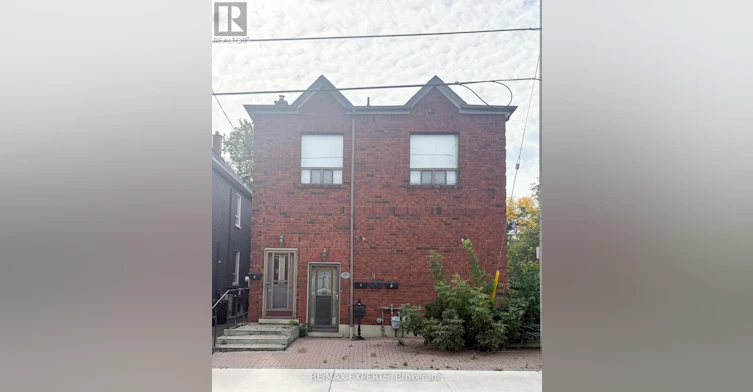 D-287 Sammon Avenue, Toronto, ON, M4J 1Z9